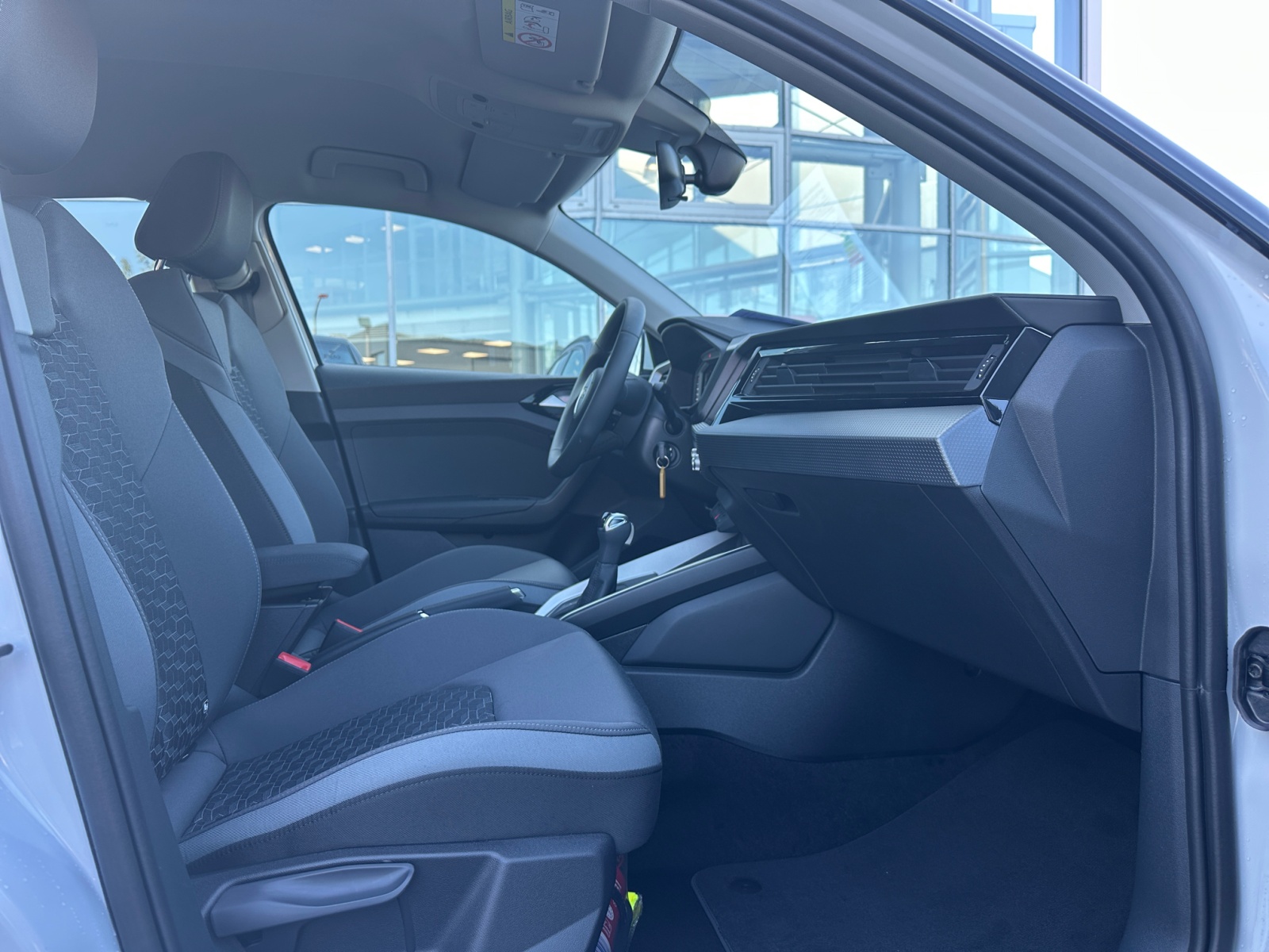 Foto 1 - Audi A1 Sportback 30 TFSI S tronic S line Rückfahrk MMI Navi Klima Regensens, Gletscherweiß