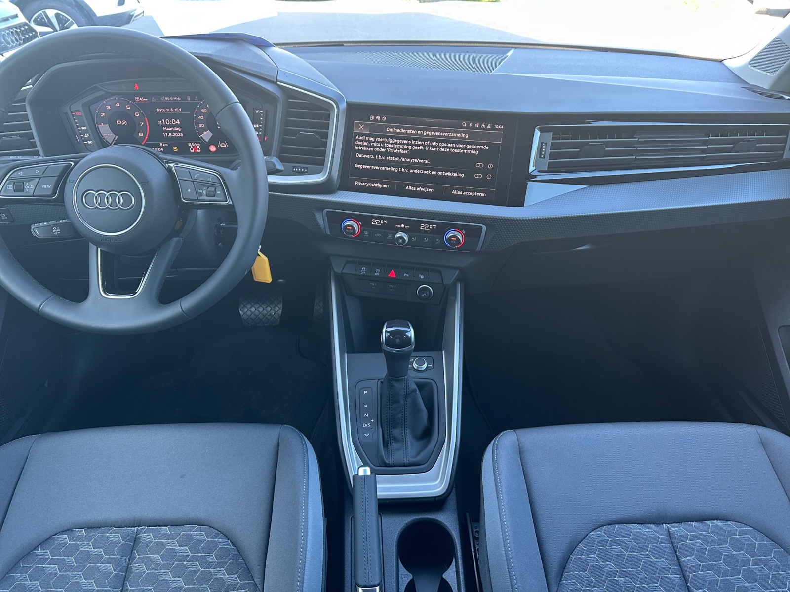 Foto 1 - Audi A1 Sportback 30 TFSI S tronic S line Rückfahrk MMI Navi Klima Regensens, Gletscherweiß